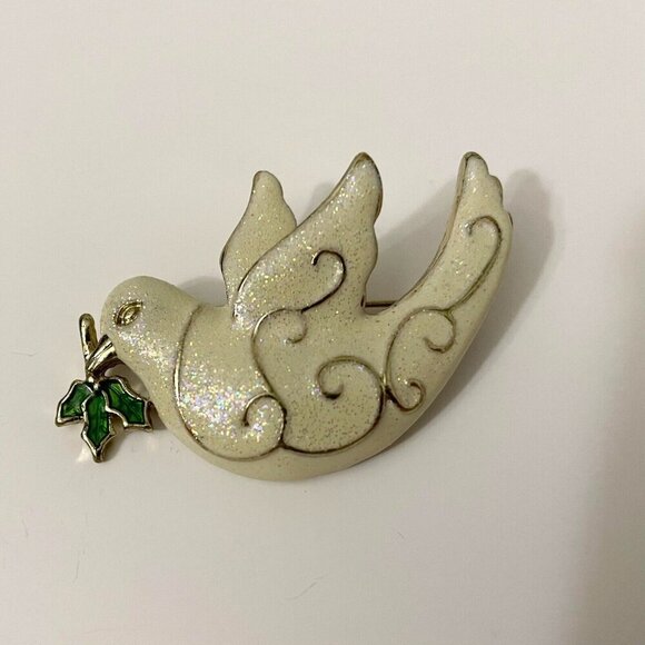 Vintage Christmas Peace Dove Brooch Pin - Picture 2 of 12
